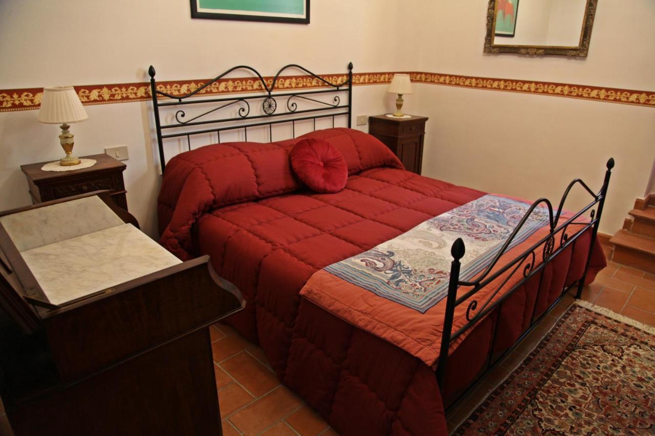 Casa Vacanze Nives Toscânia Exterior foto