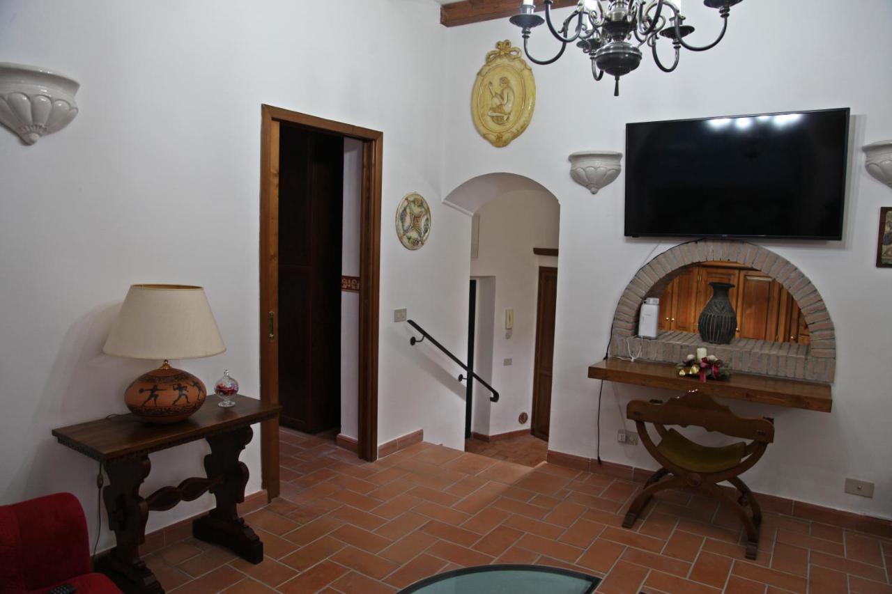 Casa Vacanze Nives Toscânia Exterior foto